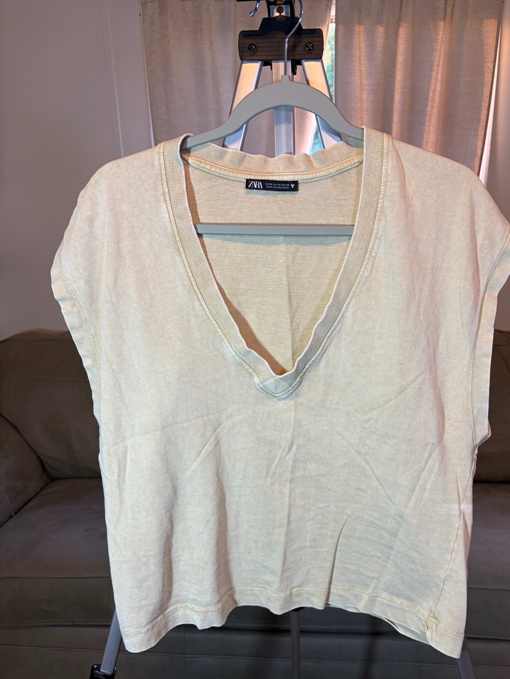 Zara Light Cream V-Neck Boxy Short Sleeve Top